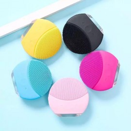 Ultra Sonic Waterproof Facial Cleansing Brush